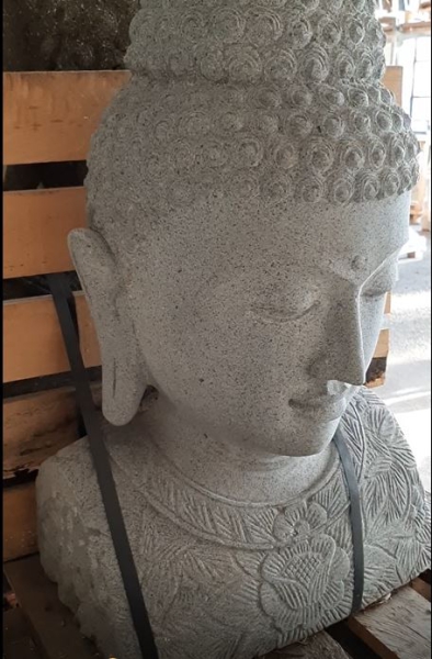 Buddha Büste, Flussstein, handgearbeitet, verschiedene Größen